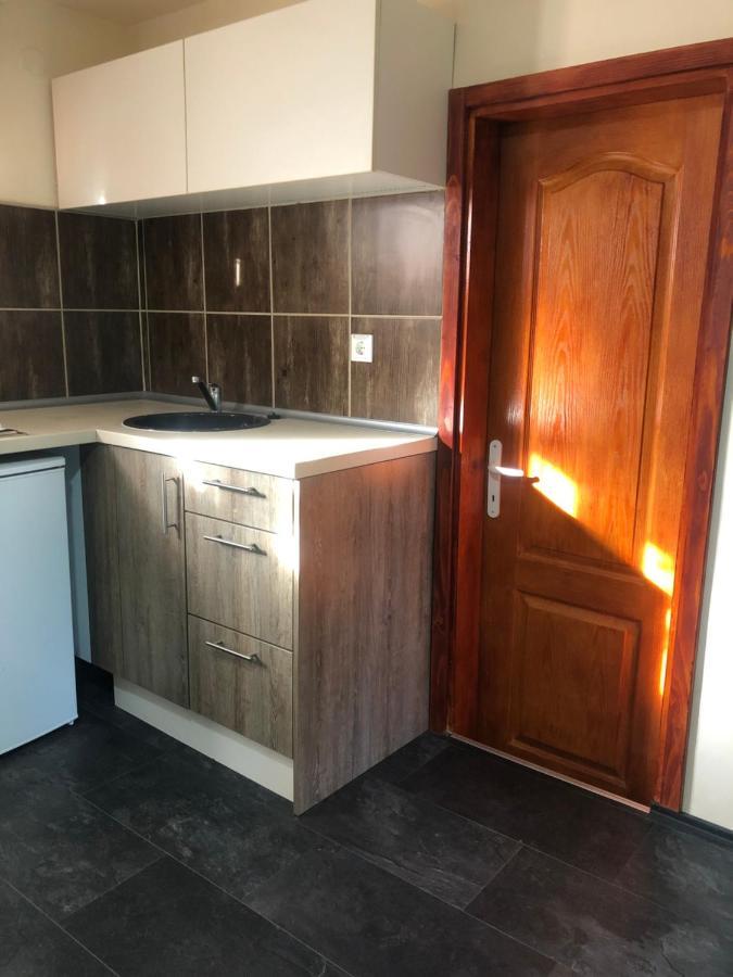 Apartmani Morava 54 Kocino Selo Eksteriør billede