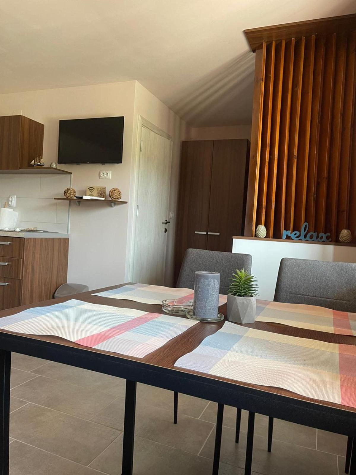 Apartmani Morava 54 Kocino Selo Eksteriør billede
