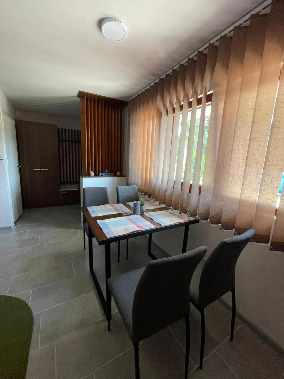 Apartmani Morava 54 Kocino Selo Eksteriør billede
